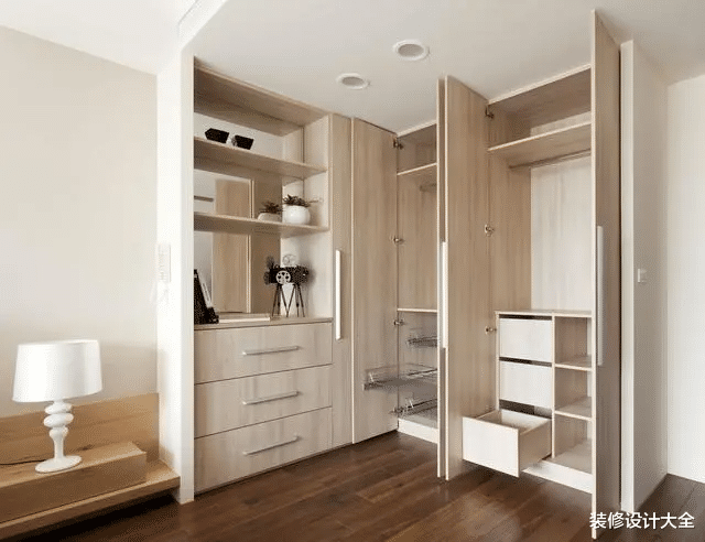 定制衣柜掌握这13个技巧，成功上岸不吃亏！