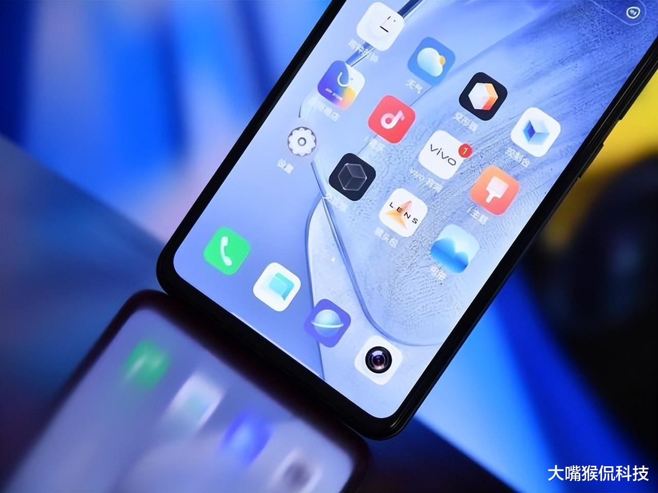 iqoo|跑分高达百万！高配版本却仅2999！超高性价比手机产品！