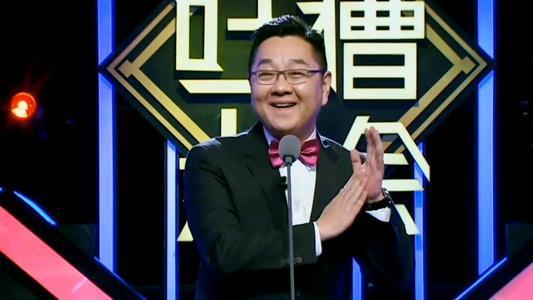 周涛|曝主持人周涛近况！穿着朴素高铁站排队，离开央视6年事业红火