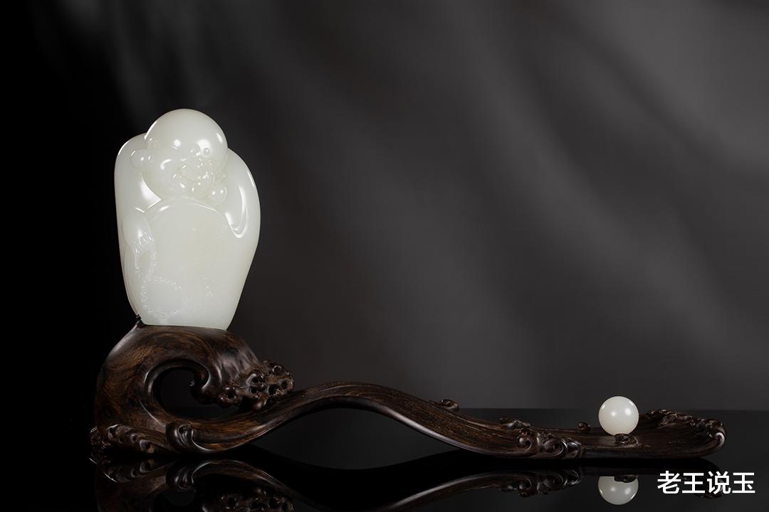 和田玉籽料|葛洪玉雕：和田玉籽料羊脂白玉弥勒佛摆件