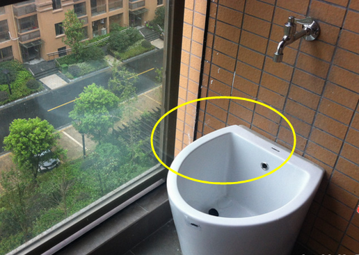 阳台要不要装拖把池?后悔当初不听劝,新房入住才知被坑惨了!