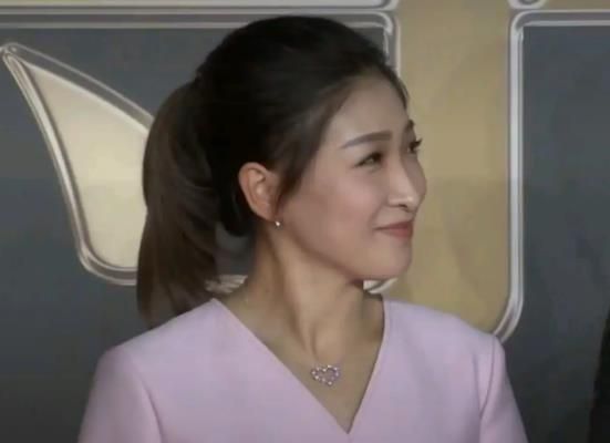 纳什|究竟是谁呢？32岁运动员+世界冠军！刘诗雯恋情被马龙曝光