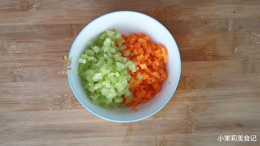 立夏后,阳气易损耗,建议多吃“3红3白1黑”,升阳驱寒轻松度夏