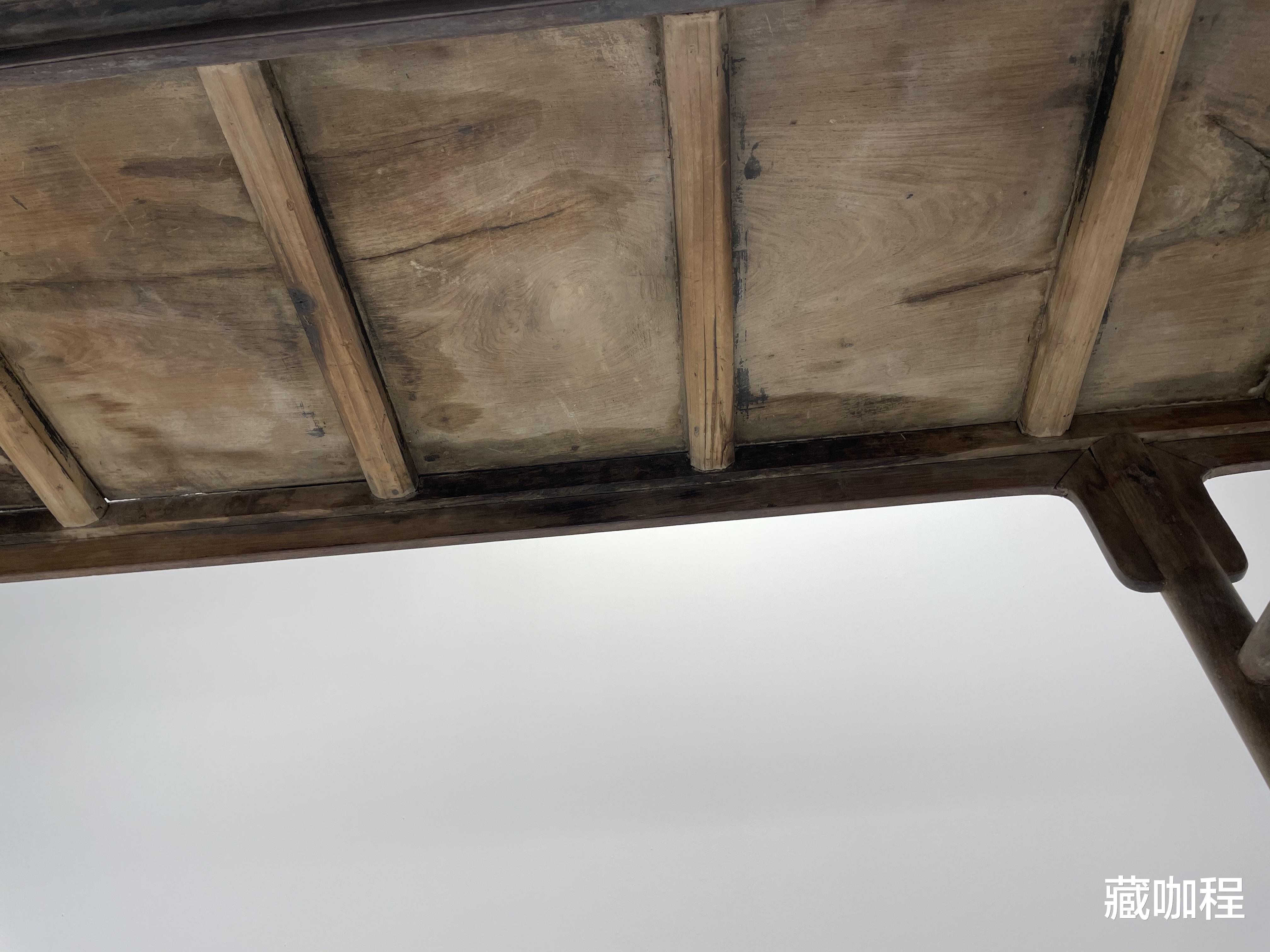 |老底所剩无几,好在黄花梨条案有个孪生兄弟