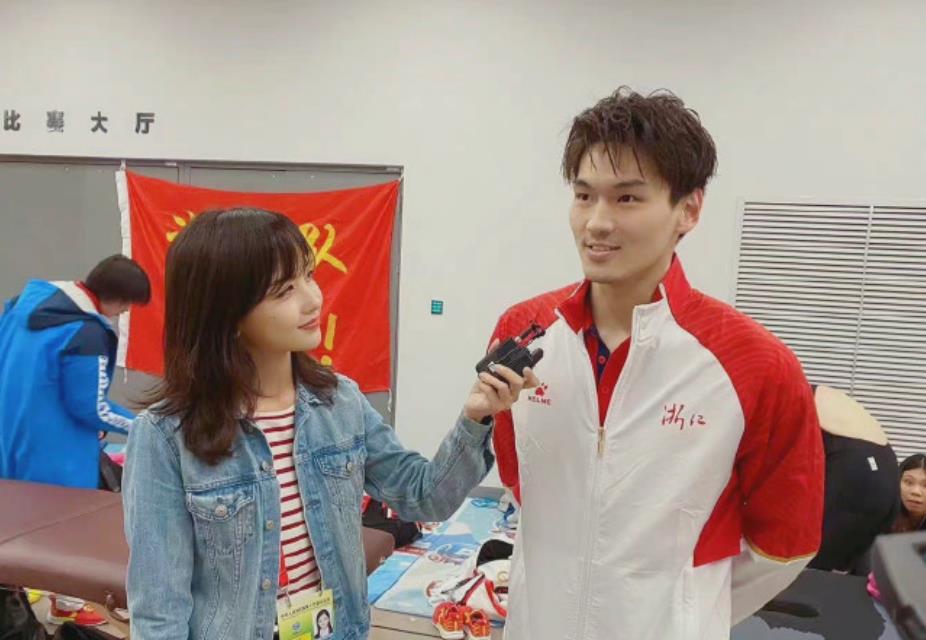 向佐|2天6个瓜，诈骗1亿、婚内出轨、官宣分手，个个都是大瓜