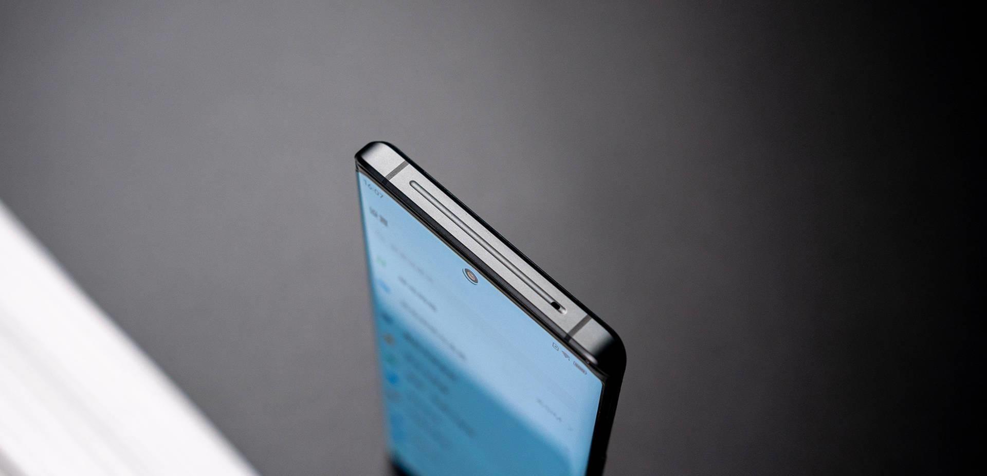 iqoo|2K屏+120W+微云台，12+256G仅3699元，iQOO再次良心