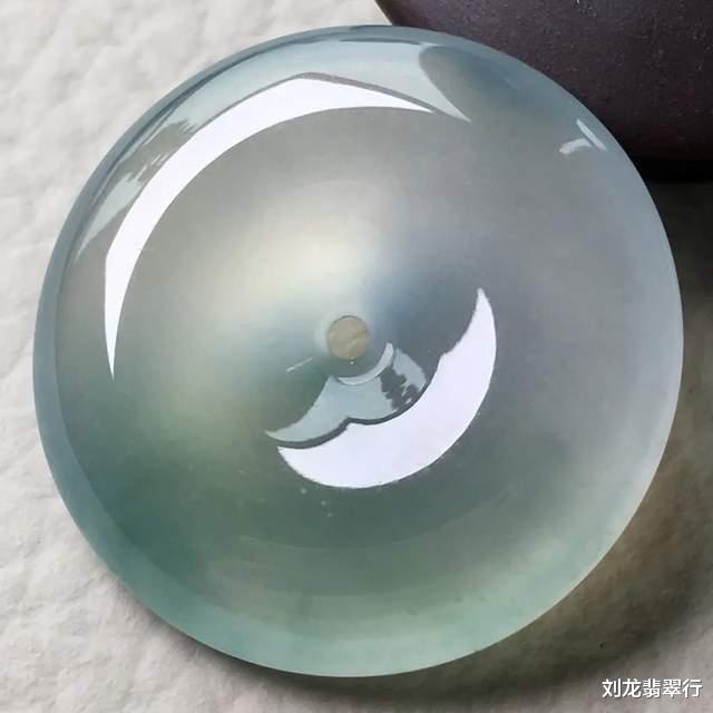 翡翠|你还在乱买翡翠？最具升值空间的翡翠你知道吗？看完不会后悔