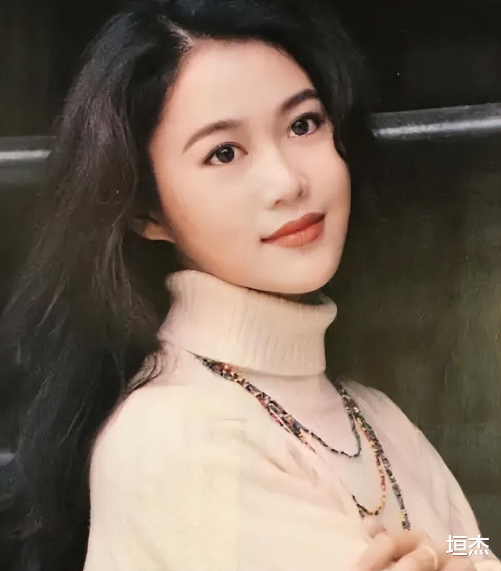 香港小姐|2022年的港姐被批“畸美”，再对比曾经的港姐，差距不是一星半点