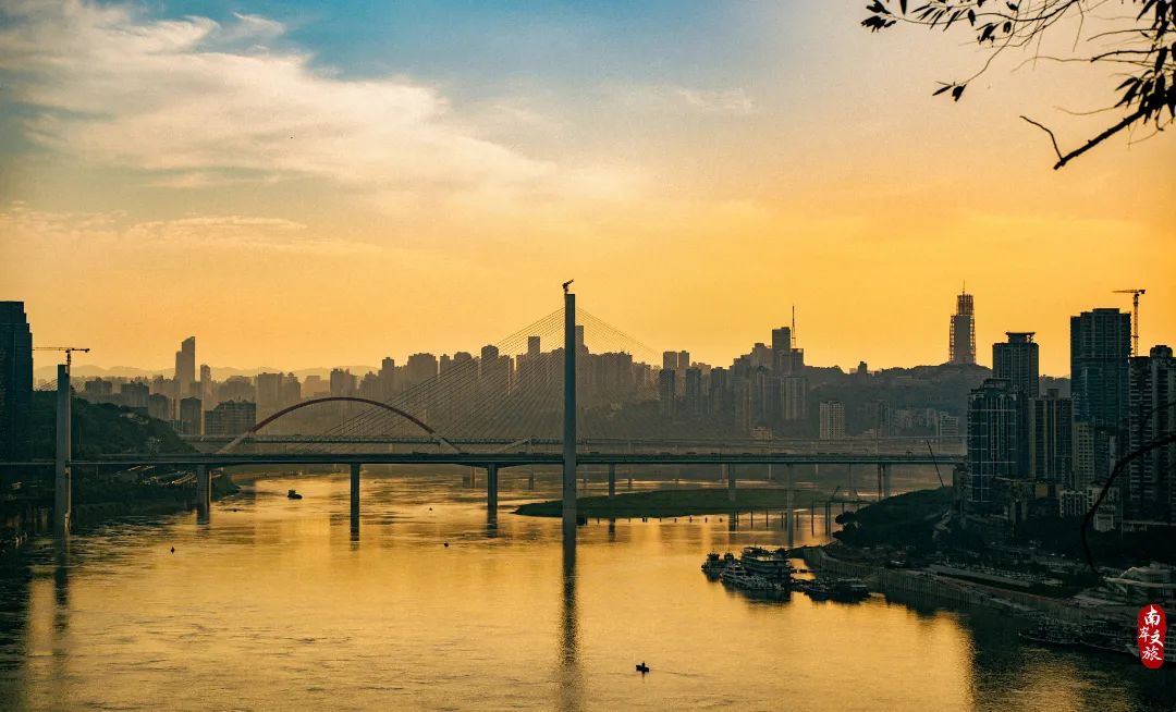旅行|赏巴渝四景,品南岸古韵
