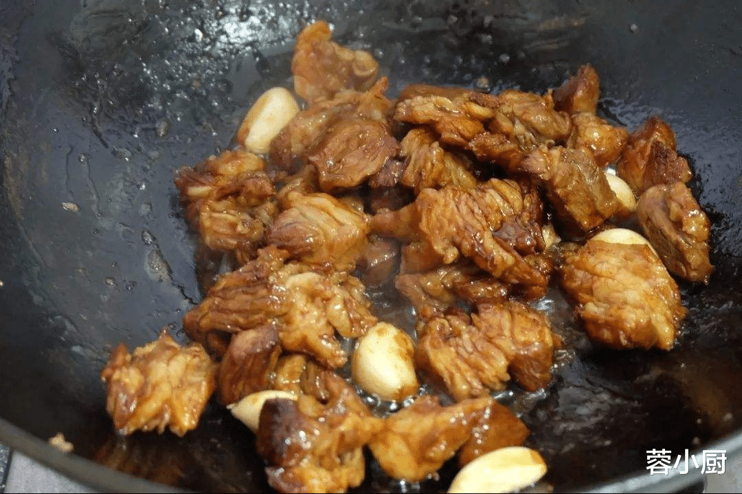 春季倒春寒，多吃“3白3红3黄”，御寒暖身解春乏，应时节身体好