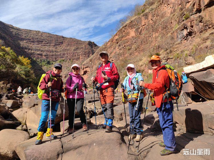 徒步|走滇越铁路、游走山水间，我们用36次徒步活动，与2022相拥