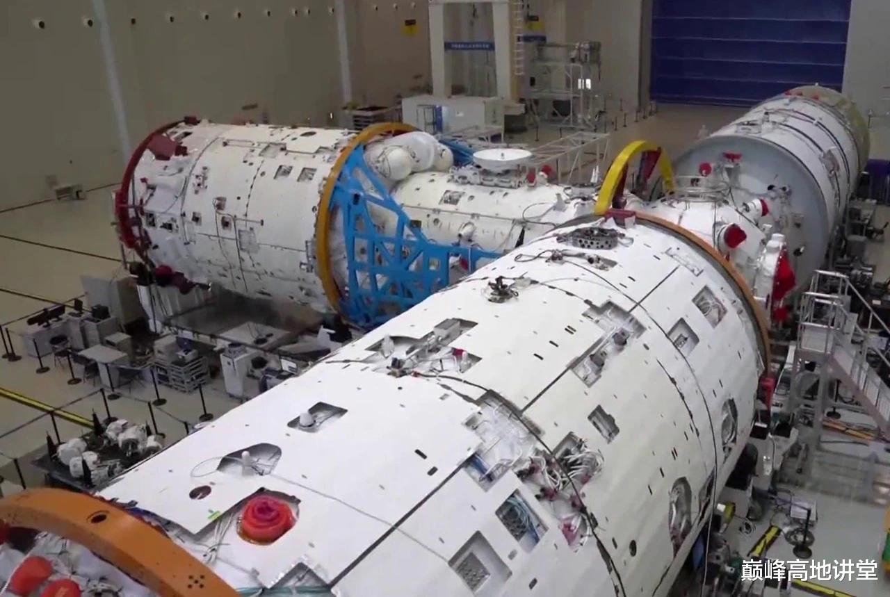 天宫空间站的创新功能:出舱航天员异舱回站,NASA舱段无此功能