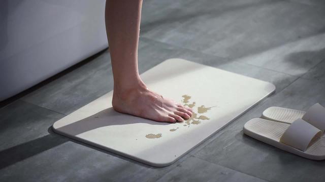 卫生间做了干湿分离还不够,4件“神器”搬回家,分离能力大不同