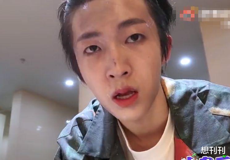 男团|浓妆男星抹去厚粉底,有人秒变路人,有人娘进骨,有人丑到不敢认