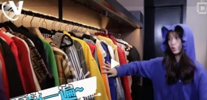 虞书欣晒出自己的豪宅,光阳台就十几米长,还是在上海的黄金地段