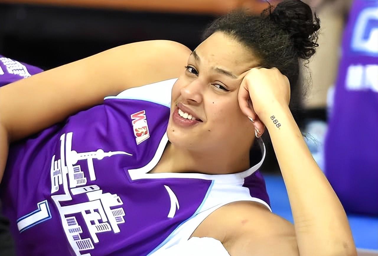 李月汝|WNBA -“女巨无霸”登场关键时刻连连失误 李月汝将与她展开对决