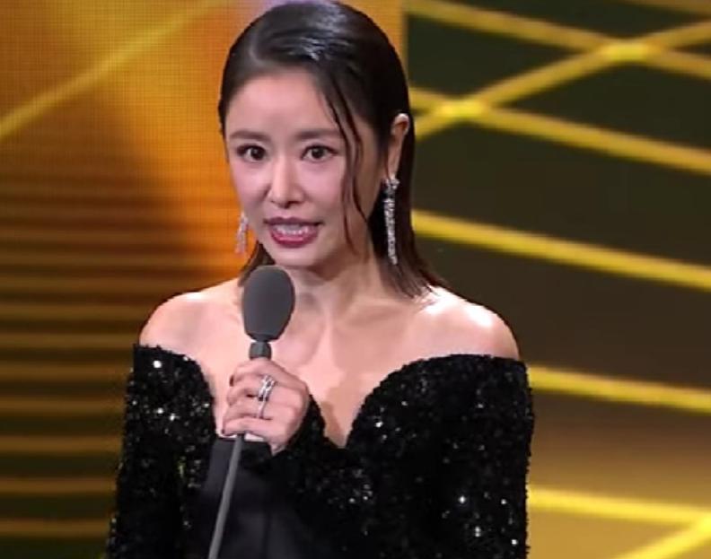 林心如|林心如被曝将参加内地综艺，网友评论不一，有人支持有人反对