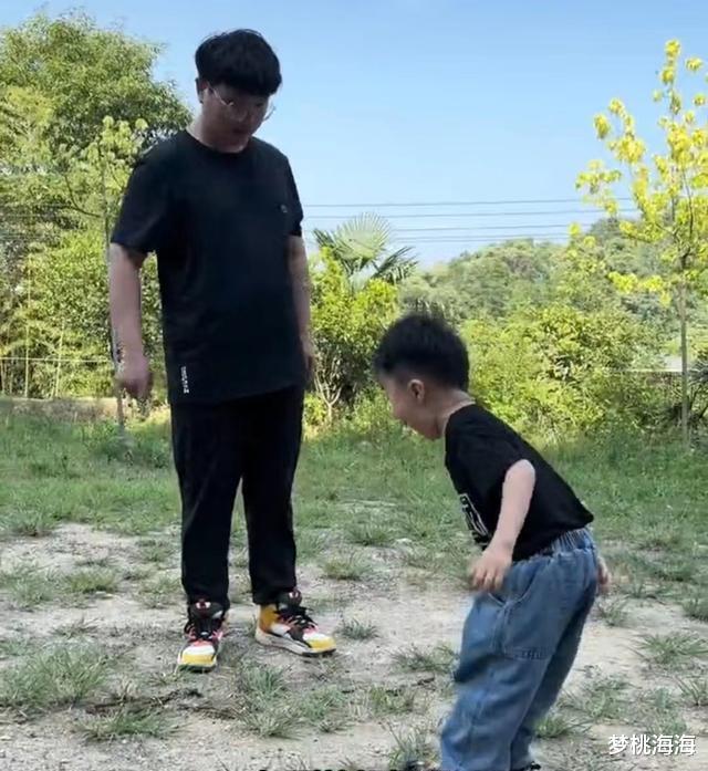 田新豪变身严厉舅舅,套路小奇总,惨遭打脸,网友评论亮了