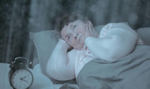 电影|56岁阿姨因女儿一番话，离家出走，独自一人全国自驾游