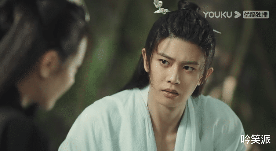 迪丽热巴|迪丽热巴、任嘉伦《与君初相识》，求内娱男艺人不要反方向内卷！