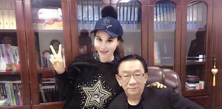 侯耀华|郭德纲阴施美人计，侯耀华巧对安娜金