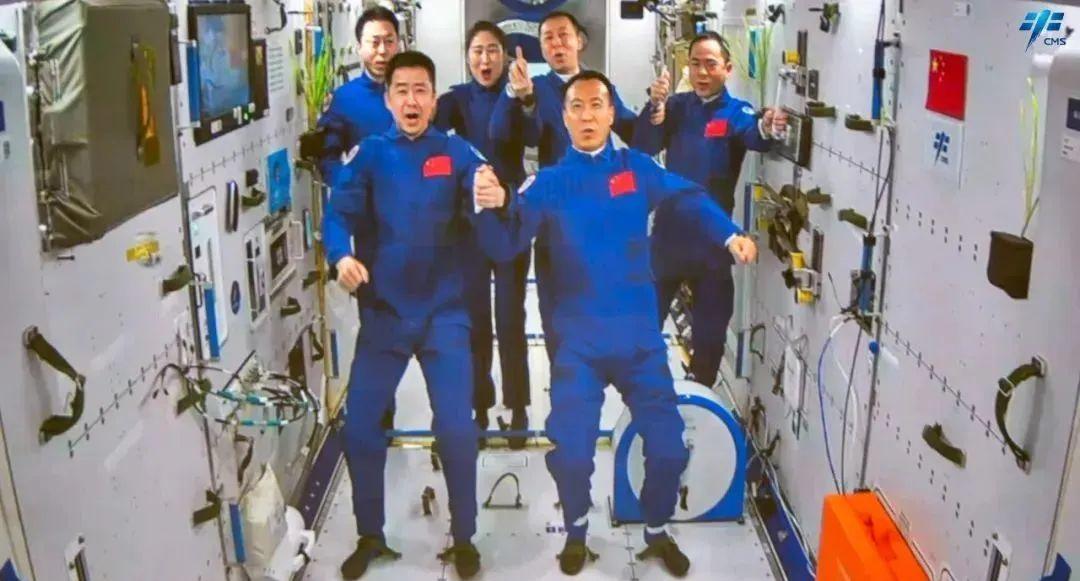 神十五太空迎元旦!神舟十六号锁定国外航天员,进入中国空间站?