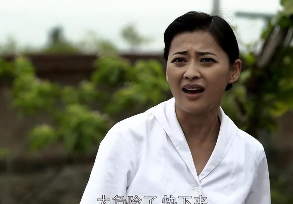 袁泉|难怪马伊琍不收整容孩子！看袁泉的皱纹梅婷的黑眼圈才知真正的美