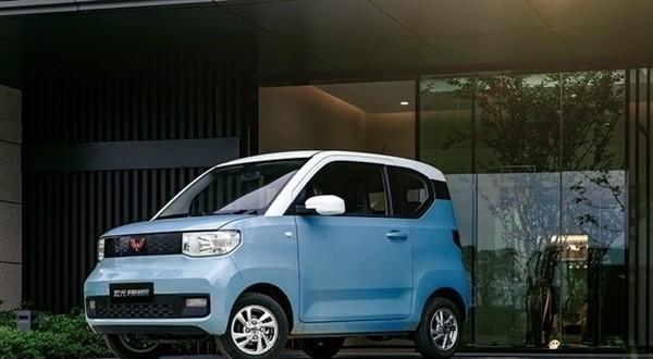 撞脸五菱宏光MINI，新款北汽元宝正式亮相，配3门4座，续航200KM