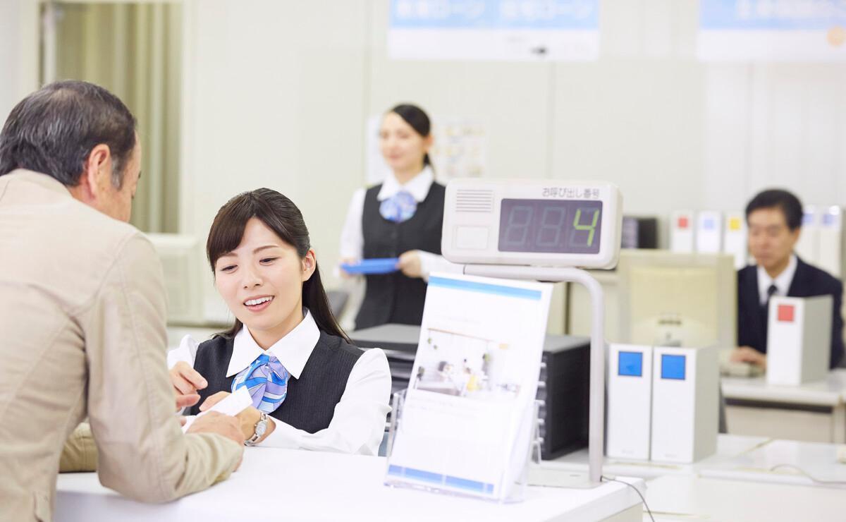 运动|银行、国企、公务员陆续招人,全国有岗,报名门槛不高