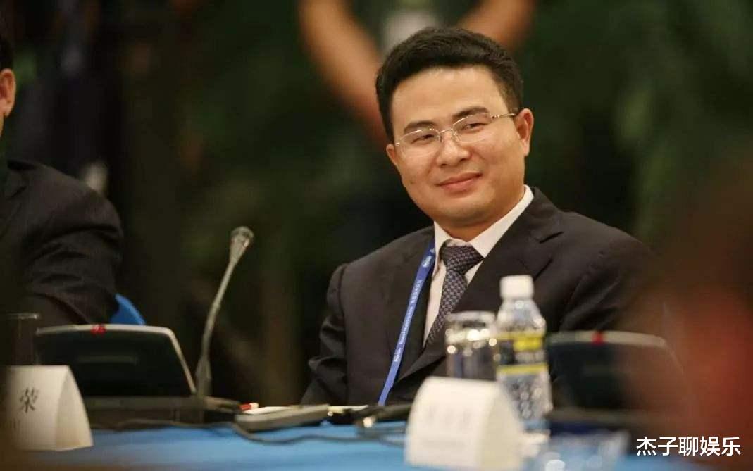 劉立榮|金立老板劉立榮：打牌輸7億美金，負債200億失蹤，至今下落不明