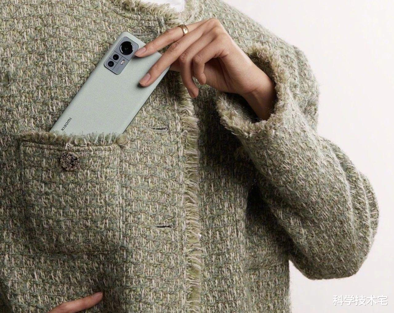 苹果|国产OLED屏幕、骁龙8G2、67W充电!小米13起售价依旧是3699元?