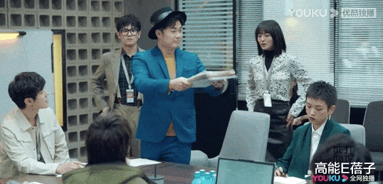 盛装|开局命案，职场剧路子都这么野了？