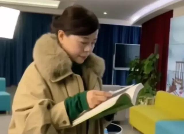 周深|田静直播半小时突破5万人，公开将回九江买房的决定