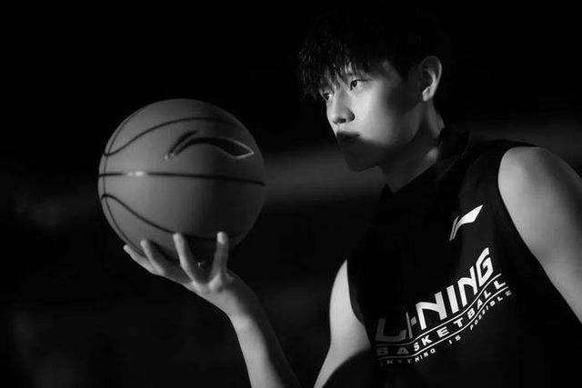 NBA|不是周琦， 不是张镇麟，曝NBA登陆第一人确定，杜锋世界杯藏王牌