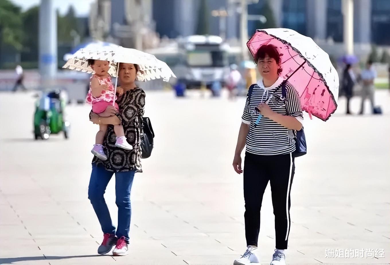 防晒 女人上了年纪，护肤要避免“3不要”，很多人忽略了，难怪皮肤差
