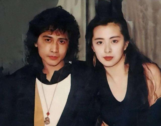 林青霞|恋爱多年却分开的明星，林青霞恋爱21年还分手，王祖贤至今单身