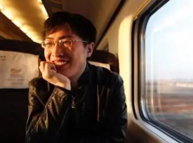 网吧|2004年，高考647分的河北考生，毕业后蜗居网吧4年半，如今怎样了