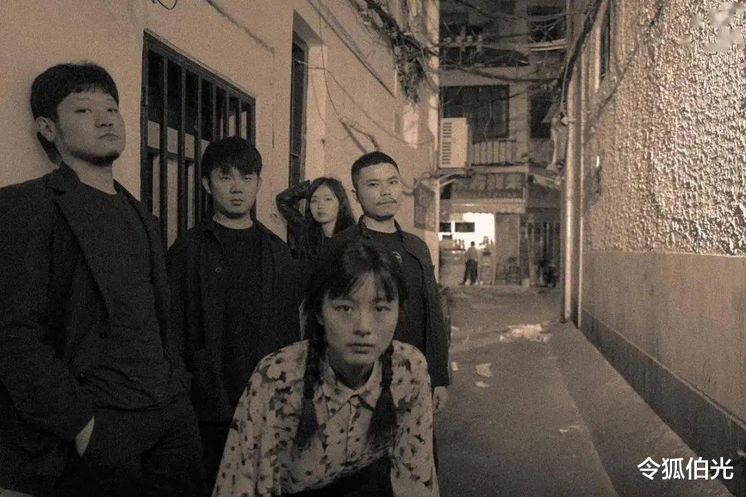 周杰伦|这一次周杰伦真的掉落“神坛”，中国听众也该拥抱新时代的华语乐坛了