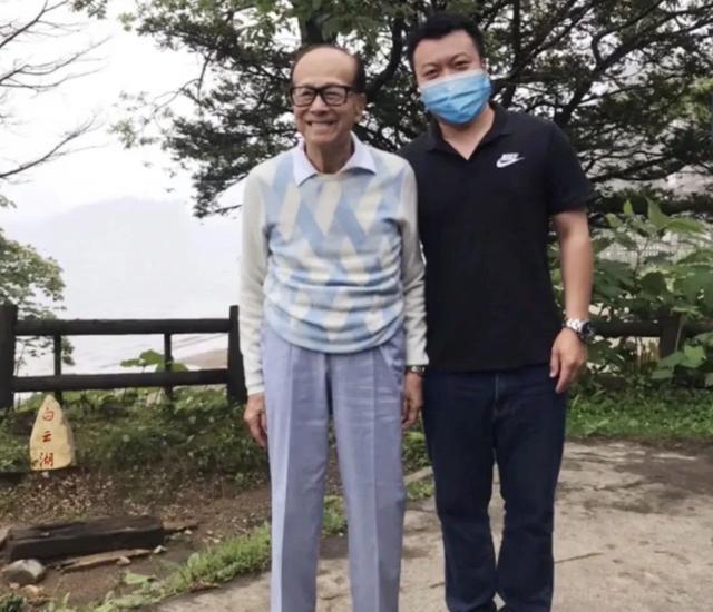 刘銮雄|5位香港百亿富豪现状，霍震霆头发花白，刘銮雄身材消瘦