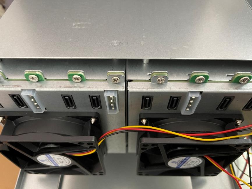 机箱|2022全新数显8盘双万兆NAS主机手记上: 机箱详解及配置选择和避坑