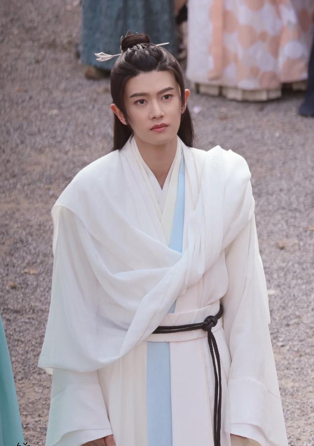 迪丽热巴|《与君初相识》演技排名:谷主第五、小蝴蝶第三、男女主不相上下