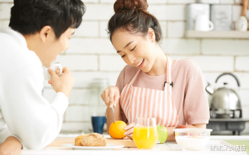 房产证|房子买时多少钱，我出一半钱，房产证上加我名字，妻子：想得美