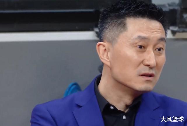 广东男篮|16+3+2！得分靠球商，防守靠态度，谢谢杜锋，培养出一名全能型球员