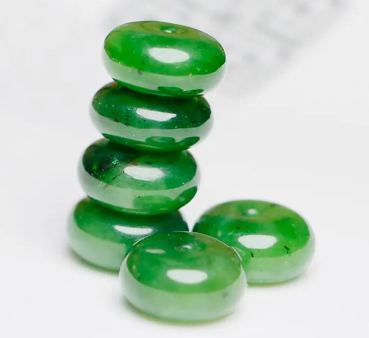 |和田玉手串常见珠型盘点！哪个是您的心头好？