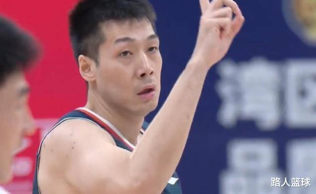 广东男篮|年轻人好好学学！16分钟16分，广东内线有他撑住，易建联安心轮休