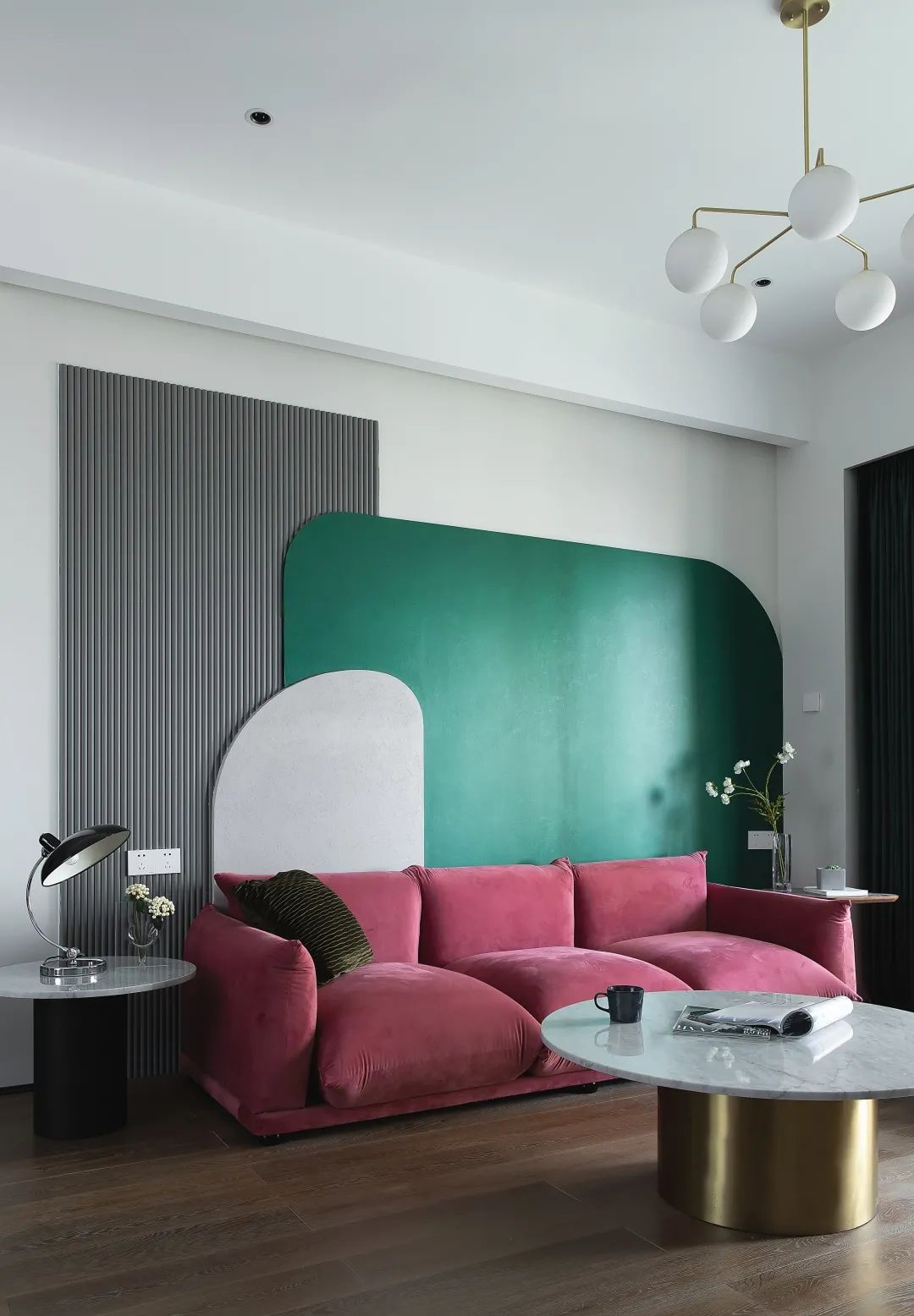 模数整装~国潮新家丨125㎡轻奢三居,大胆撞色+多功能套房