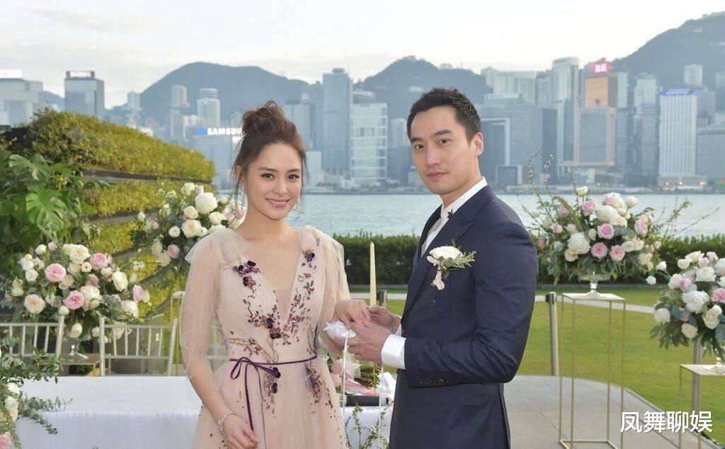 赖弘国|阿娇前夫赖弘国为妻子庆生,两人穿背心好接地气