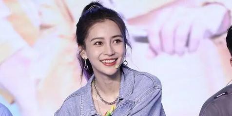 Angelababy|Angelababy比赛掰手腕，手臂肌肉明显，网友：深藏不漏