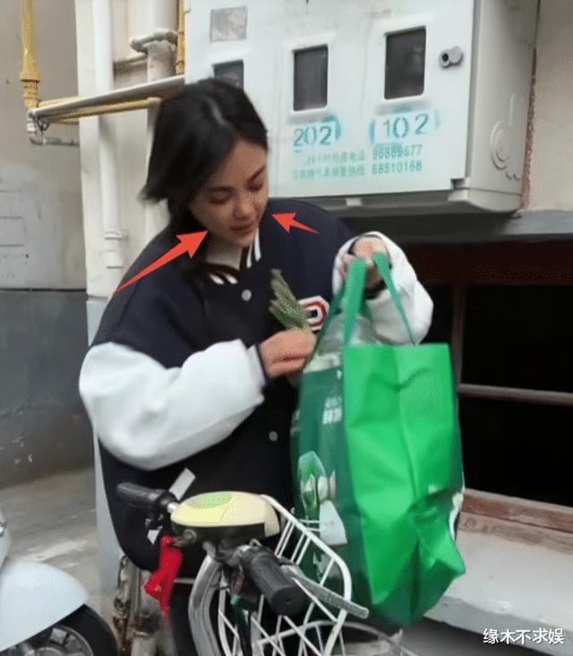 |樊小慧开店生意惨淡，本人暴瘦强颜欢笑，前夫或将再婚！