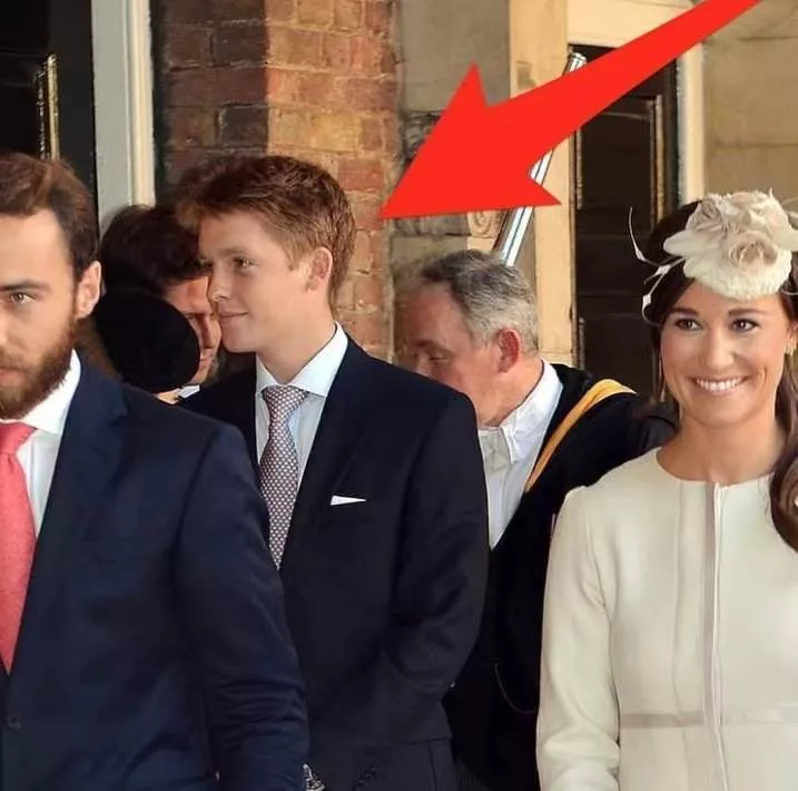 王思聪|身价千亿被评“国民老公”,却因太有钱被女友分手?网友:翻版王思聪?辱他了